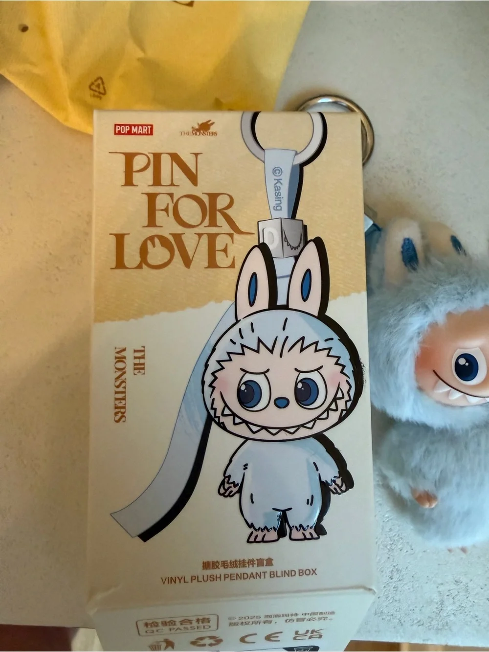 Pop Mart Pin For Love Letter D - Picture 5 of 7